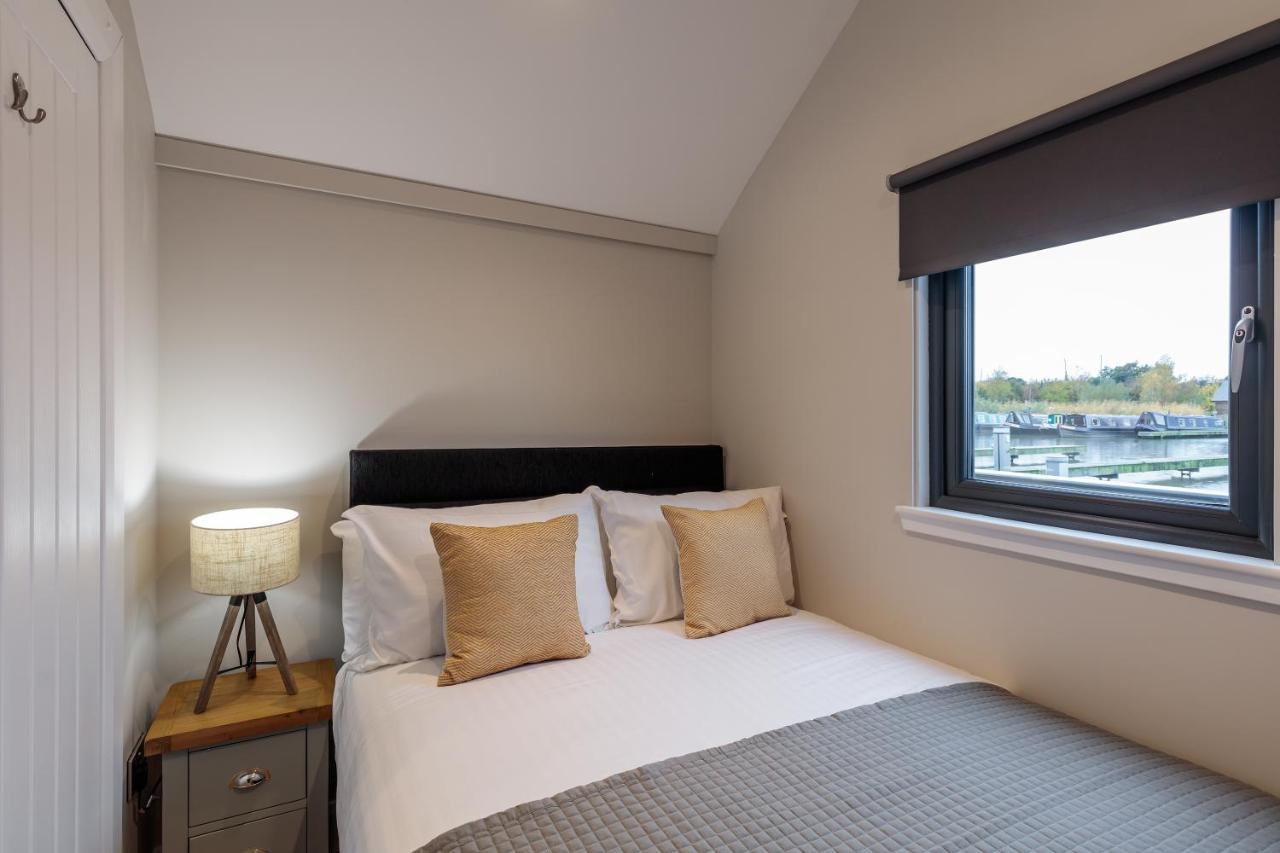 Apartment Tattenhall Marina Floating Pods *